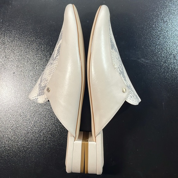 NWOT Cole Haan “The Grand” Slip- On Mule. Leather Size 9.5. Cream & Snake Print - Picture 13 of 15